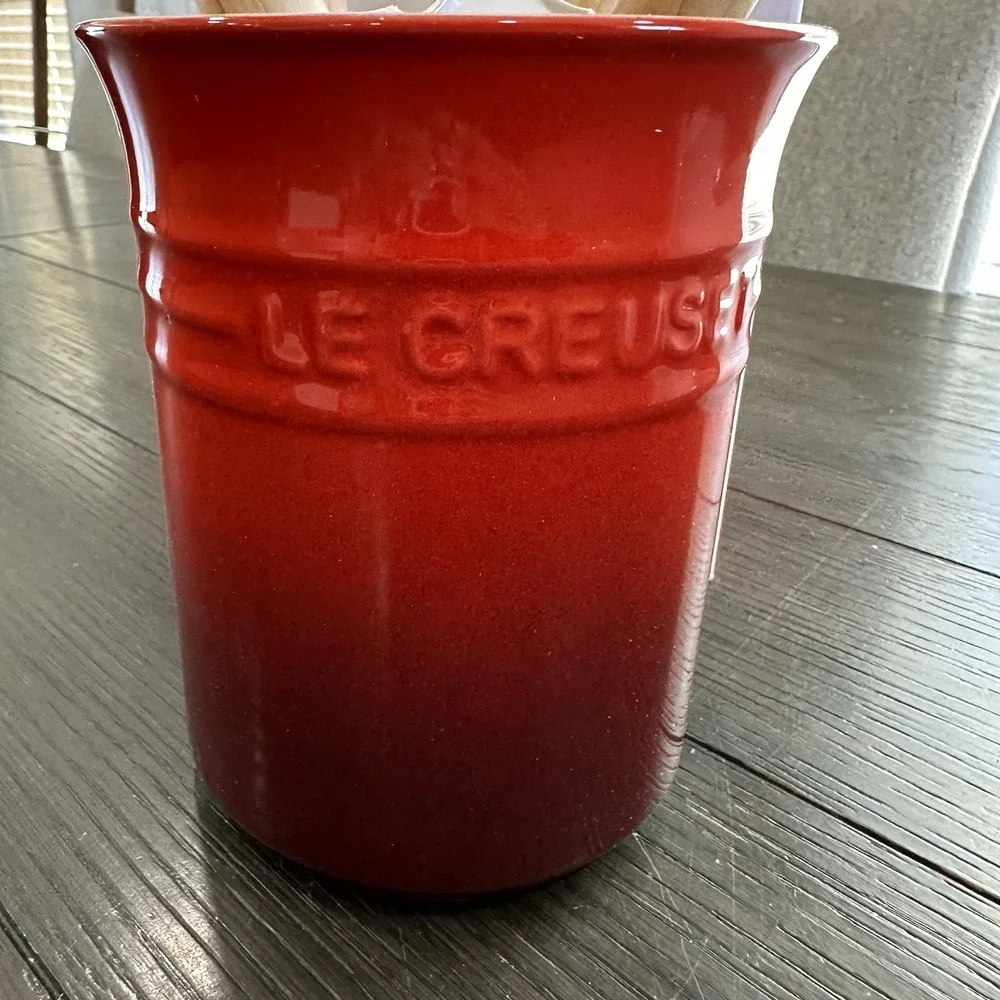 Le Creuset 5pc Silicone Utensil Set with Crock Cerise Red Kitchen Tools NEW‎